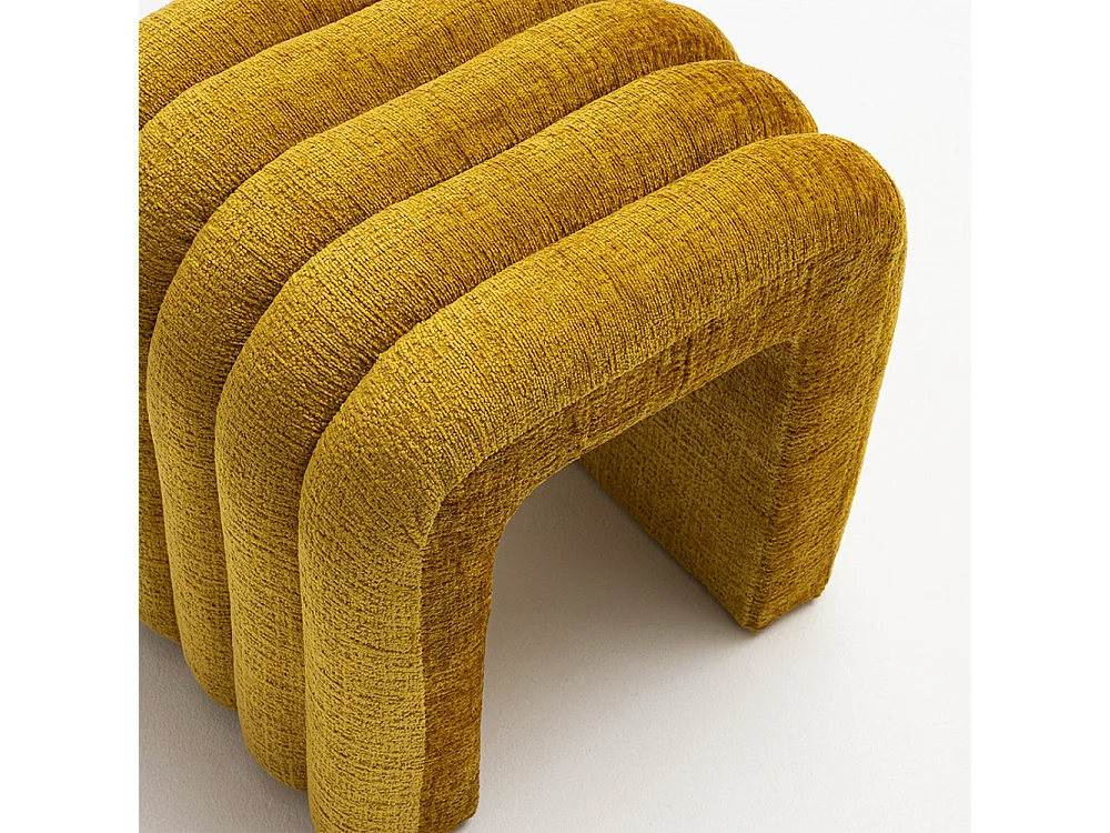 Mui - Tabouret rembourré en tissu chenille - Jaune moutarde