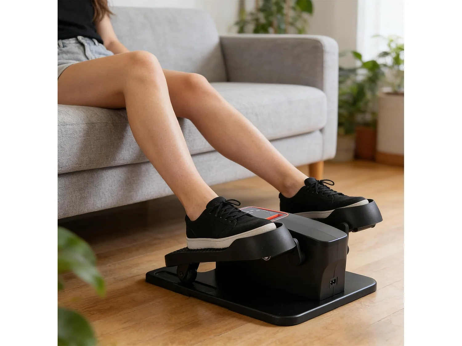 Nettlife Mini-Elektro-Ellipsentrainer für unter den Schreibtisch – Leiser Stepper mit Fernbedienung und Display, 12 Geschwindigkeiten, für Senioren und Erwachsene