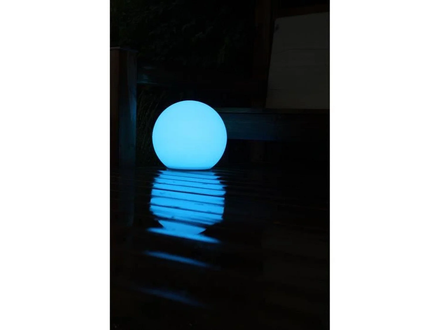 Solar Luna Medium Farbwechselnde Gartenkugel - PE - Outdoor