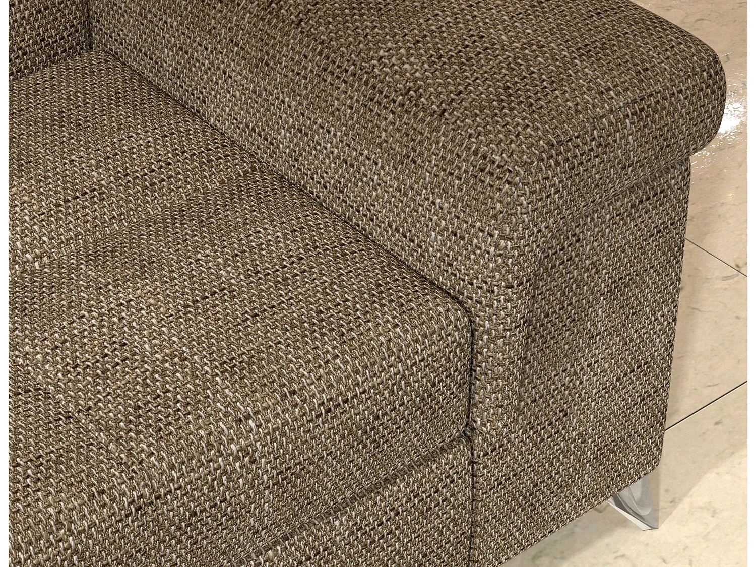 Canapé d’angle convertible MARIDO en tissu avec coffre et têtières réglables – 275cm-Beige chiné-angle droit