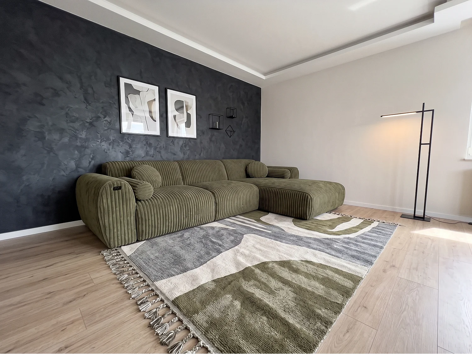 Nova – Canapé d’angle avec Relax Électrique et Port USB | Tissu Côtelé Premium