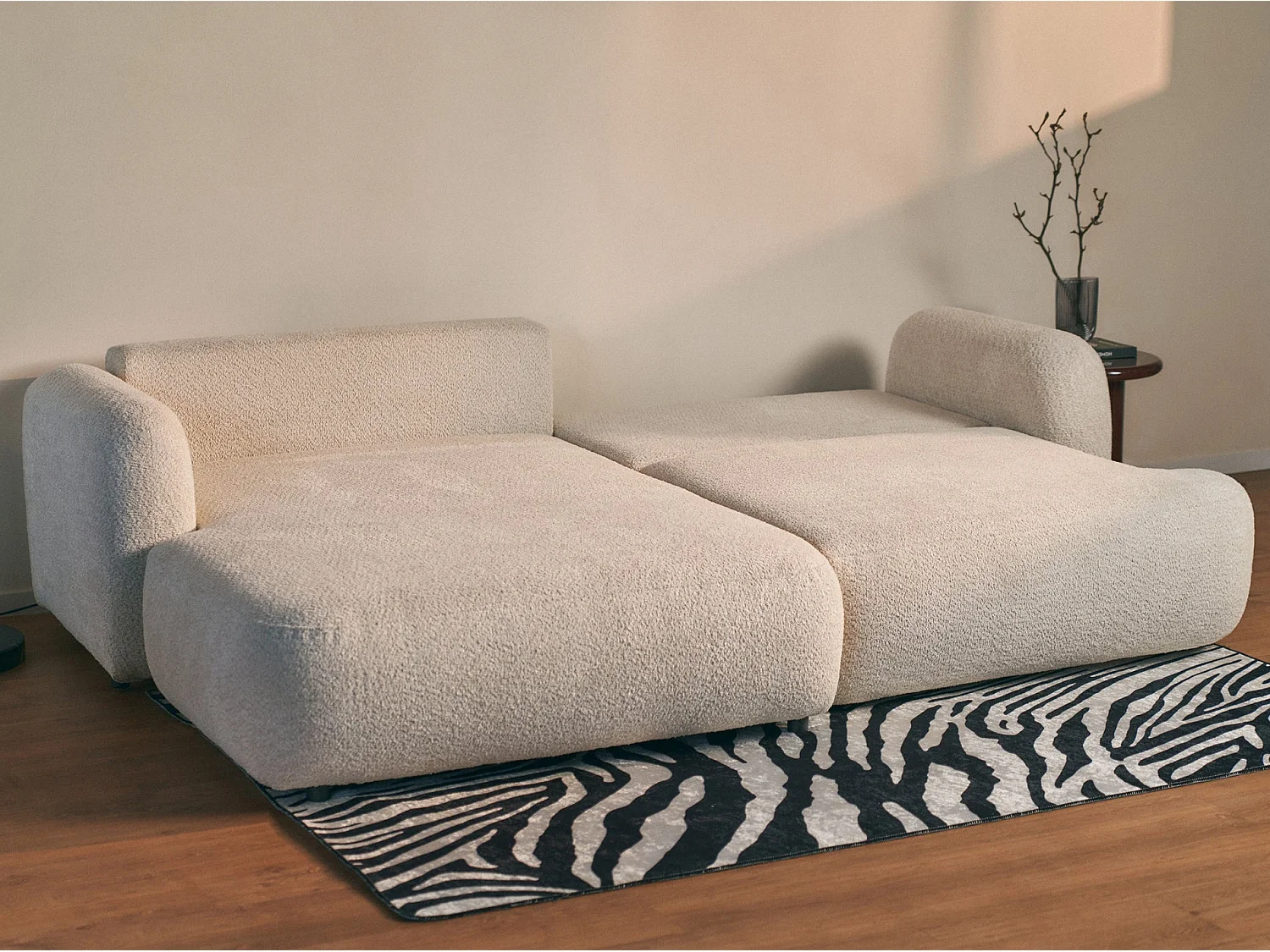 Ecksofa mit Schlaffunktion – Ottomane links – Bouclé Hellbeige – TVOYA