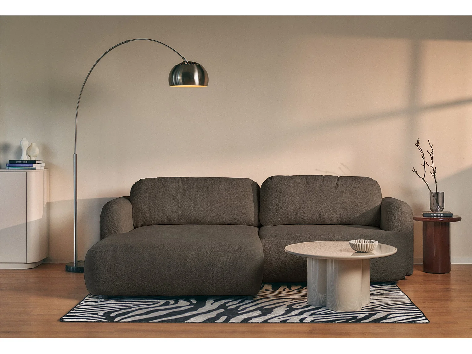 Ecksofa mit Schlaffunktion – Ottomane links – Bouclé Braun – TVOYA