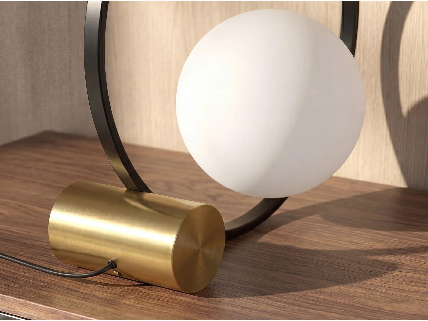 Lampe de table en verre blanc et acier noir avec base en acier poli doré 8096 ANGEL CERDA