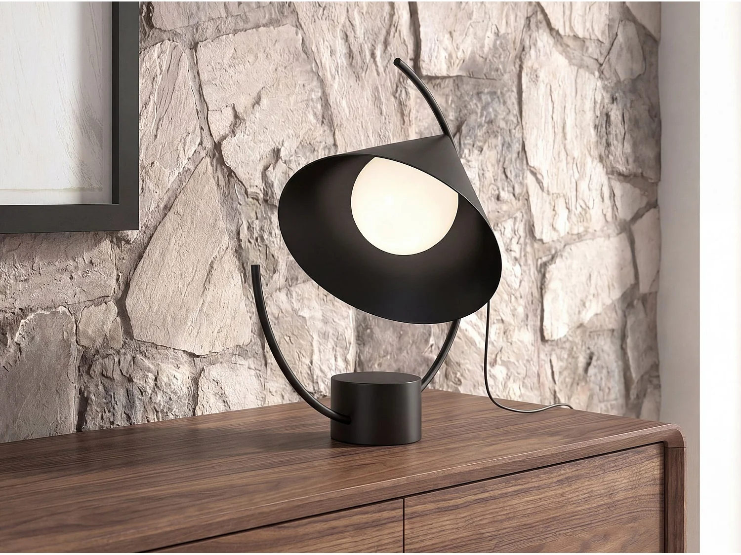 Lampe de table en acier noir 8117 THE LUMINE