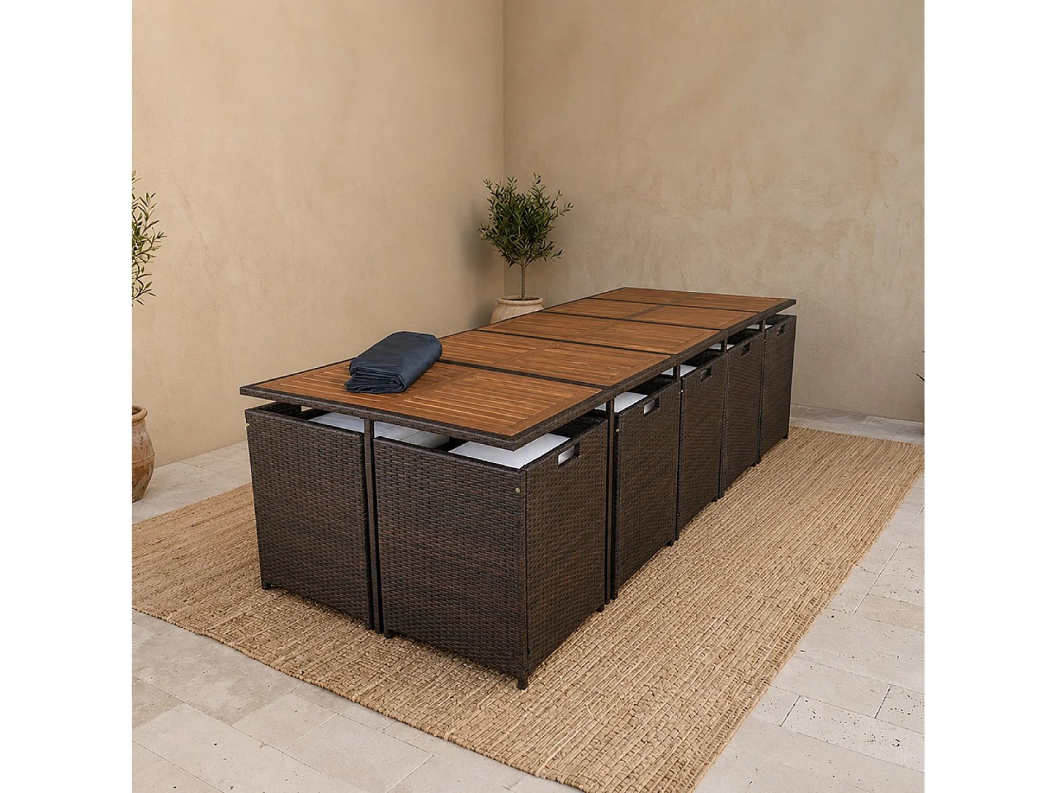 Salon de jardin 14 pl en acacia et résine marron + housse TOLEDO