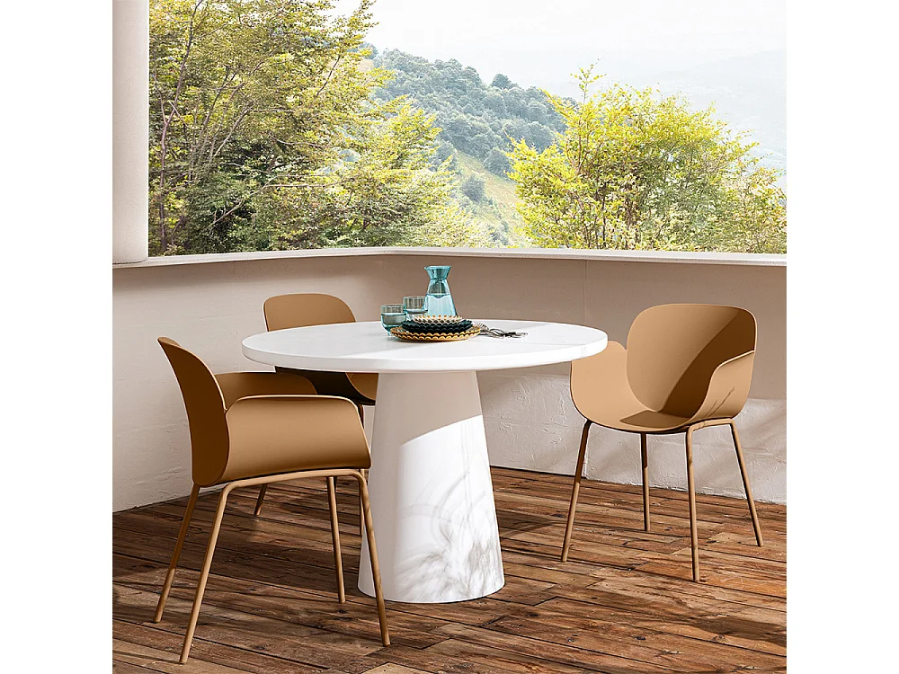 Acapulco - Lot de 4 fauteuils de table intérieur et extérieur en plastique et métal - Caramel