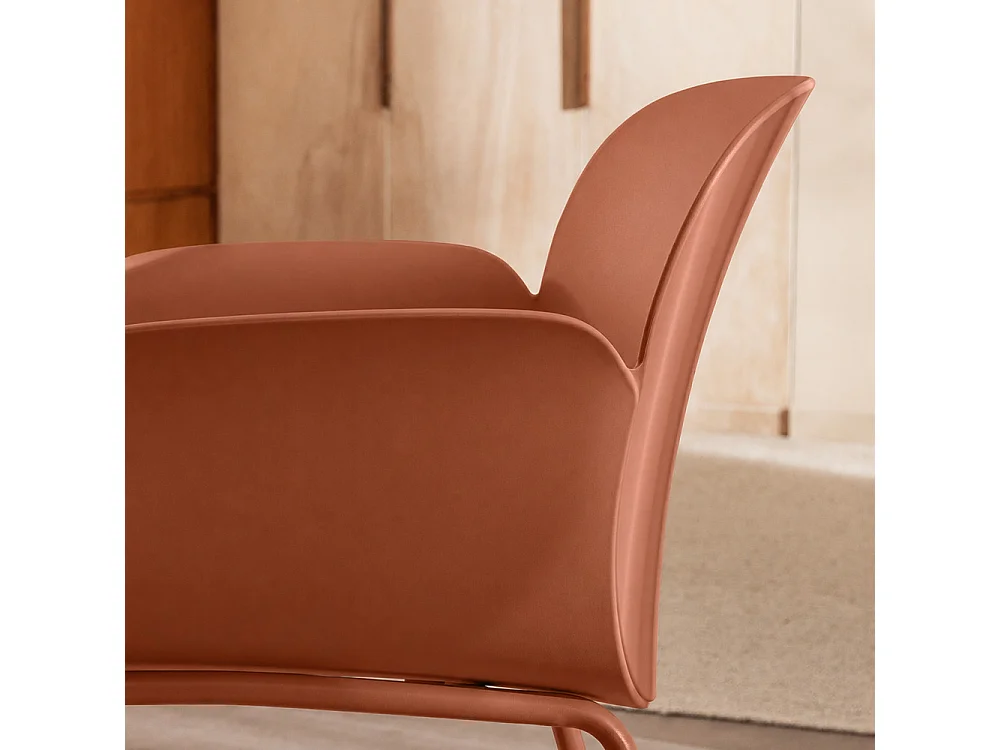 Acapulco - Lot de 4 fauteuils de table intérieur et extérieur en plastique et métal - Terracotta