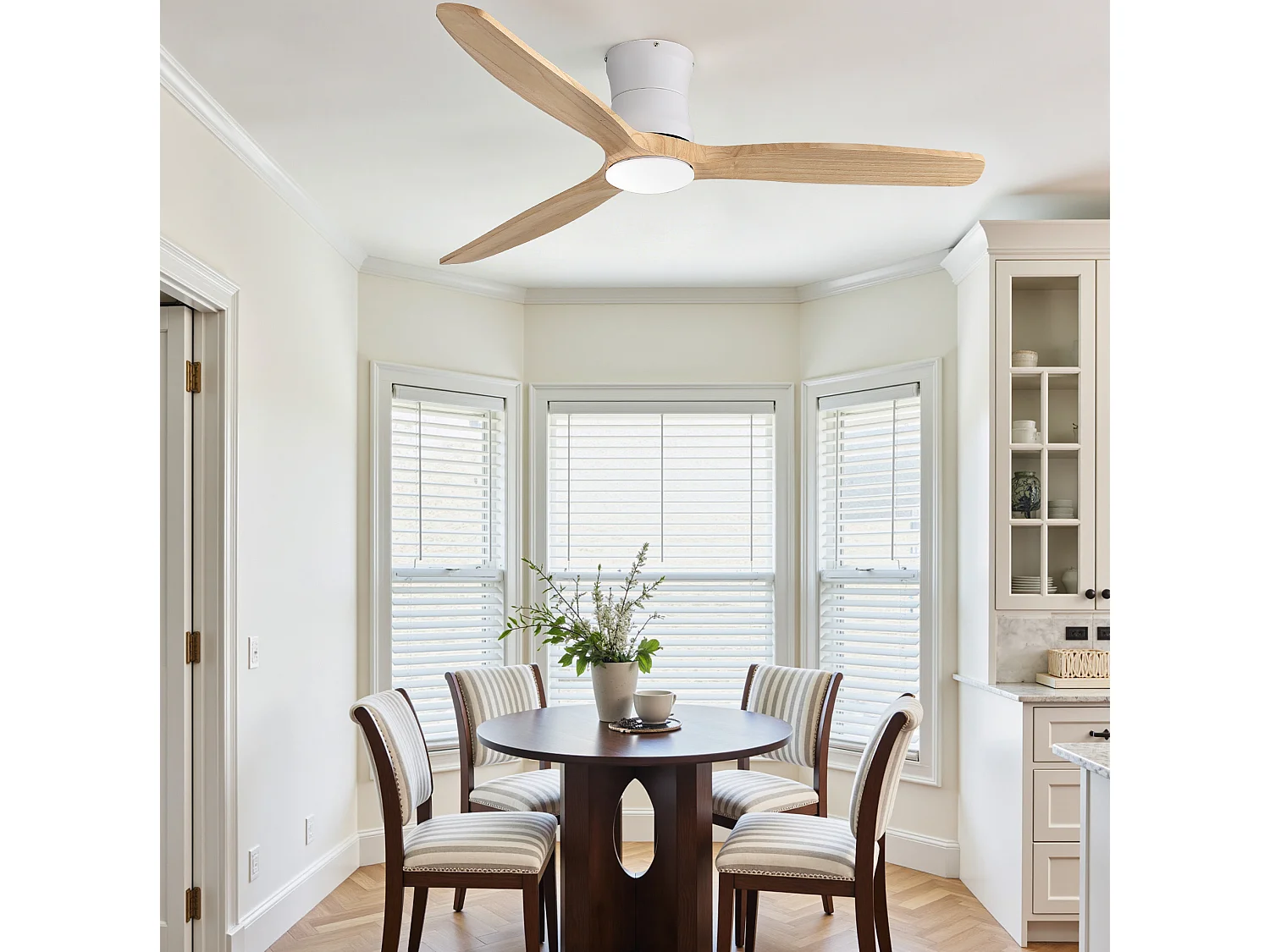 Ventilateur de plafond 132 cm avec éclairage variateur, 3 pales en bois et télécommande