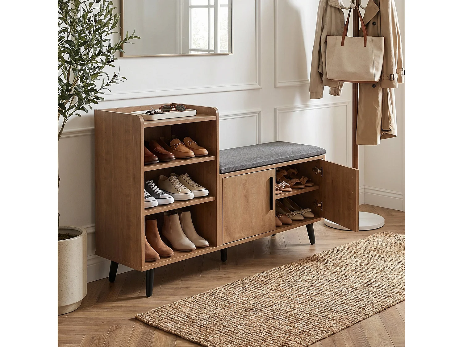 Meuble à chaussures effet bois et banc tissu gris, 3 portes