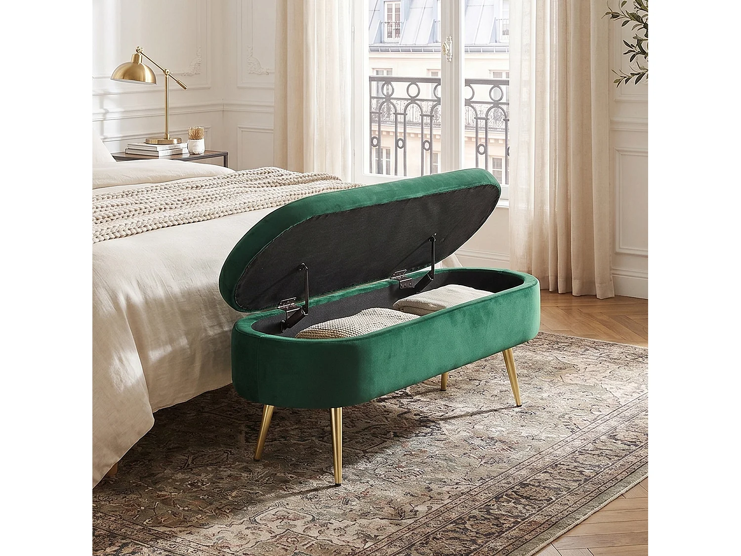 Banquette coffre en velours vert avec pieds dorés 20L 110x40x42cm