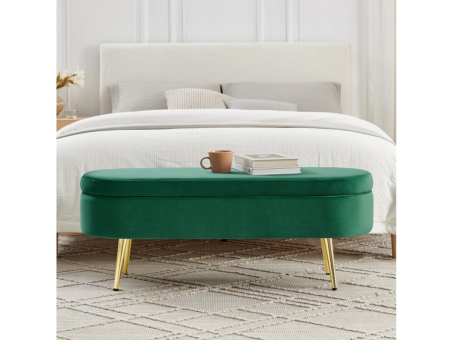 Banquette coffre en velours vert avec pieds dorés 20L 110x40x42cm