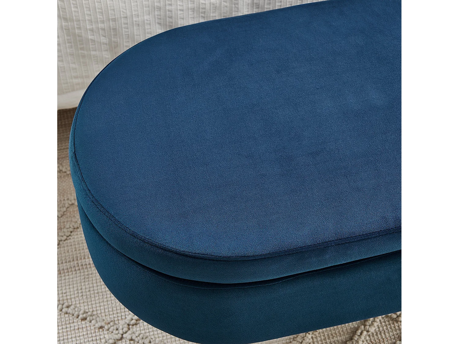 Banquette coffre en velours bleu avec pieds dorés 20L 110x41x47 cm