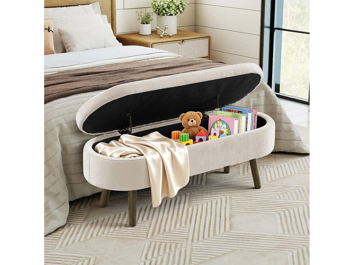 Banquette coffre en chenille beige, pieds en bois massif