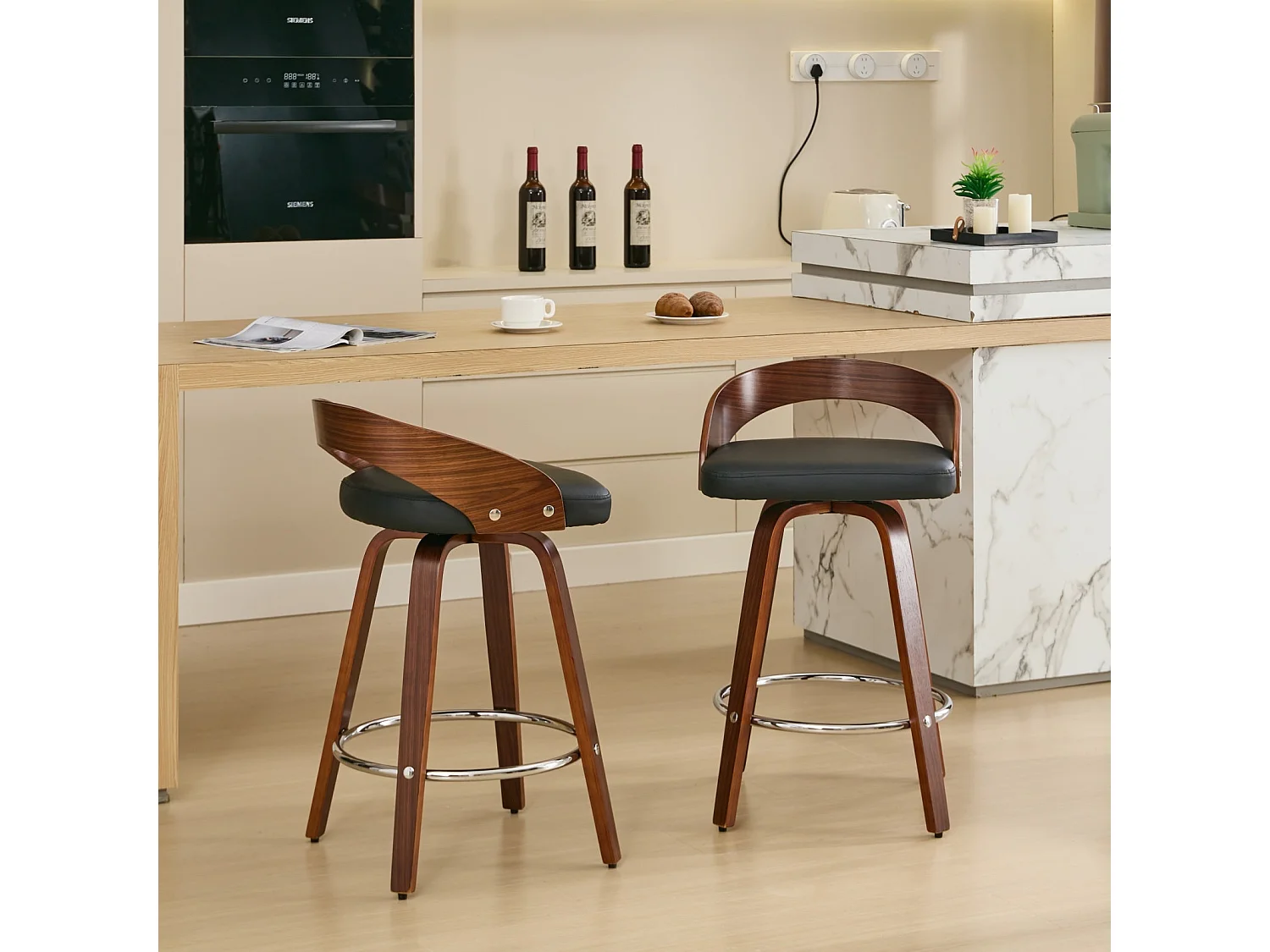 Lot de 2 tabourets de bar style vintage PU noir, dossier arrondi, pivotant et repose pied, 63 cm