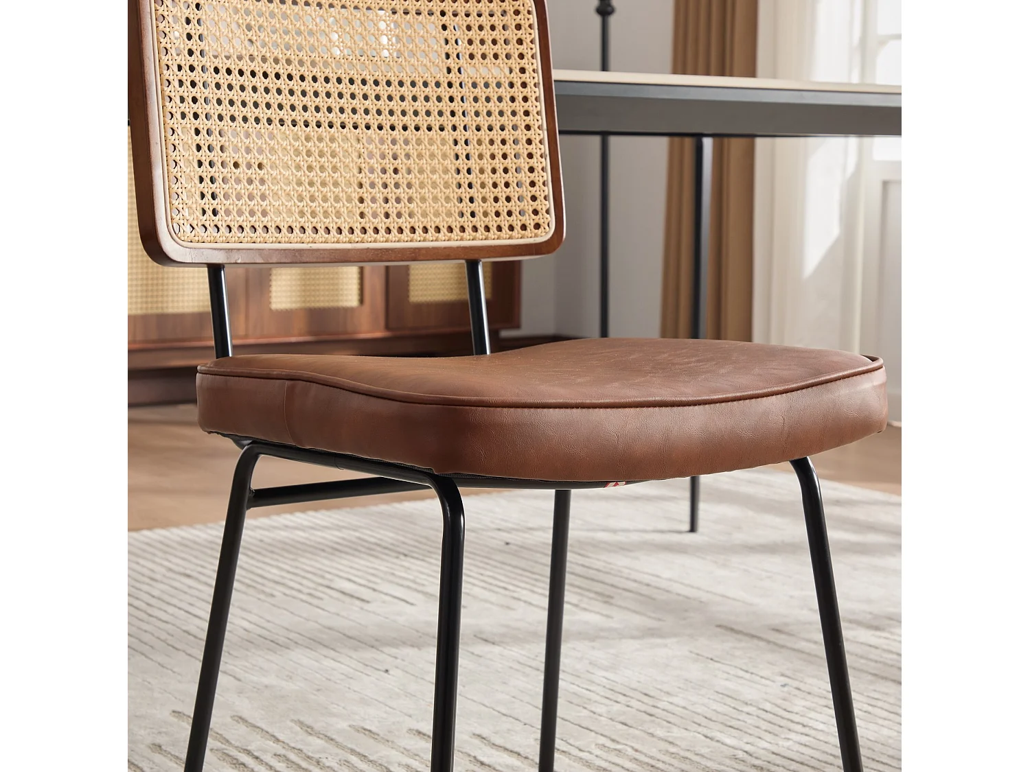 Set van 2 bruine stoelen van PU-leer - Metalen poten en houten frame
