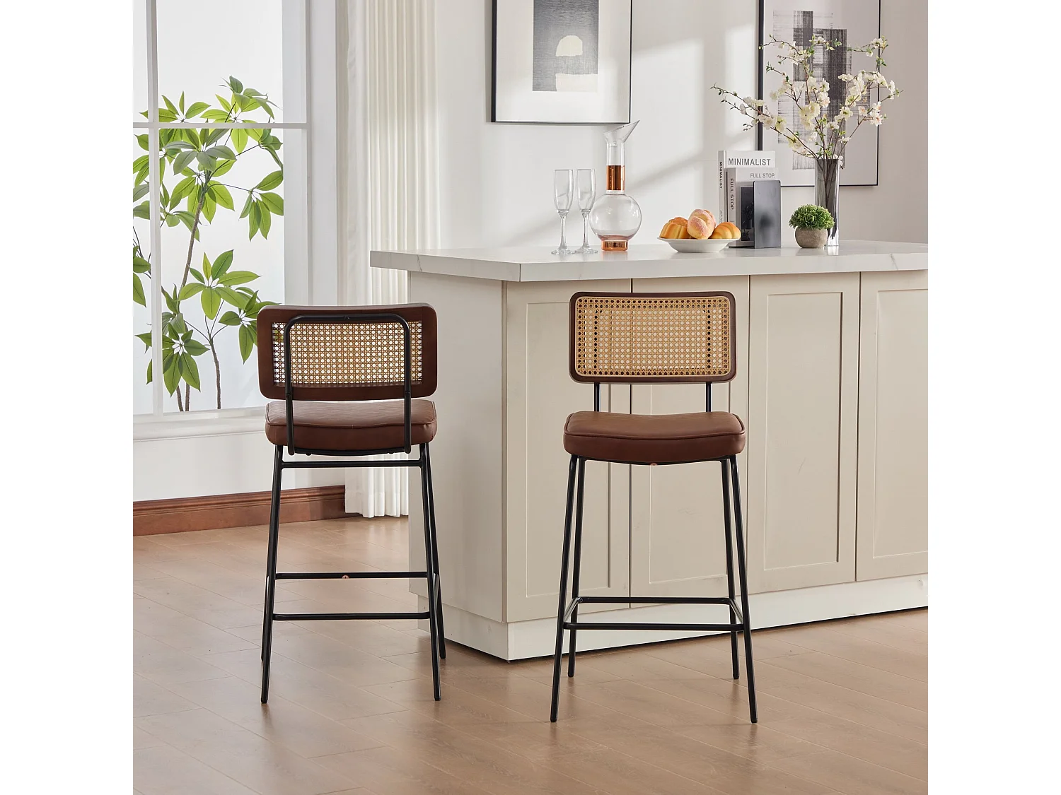 Lot de 2 tabouret de bar en PU marron - Dossier aspect rotin et pieds en métal