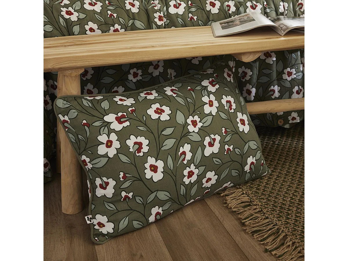 Coussin déhoussable 45x60cm gaze de coton imprimé Floral coloris vert - FLORIANE