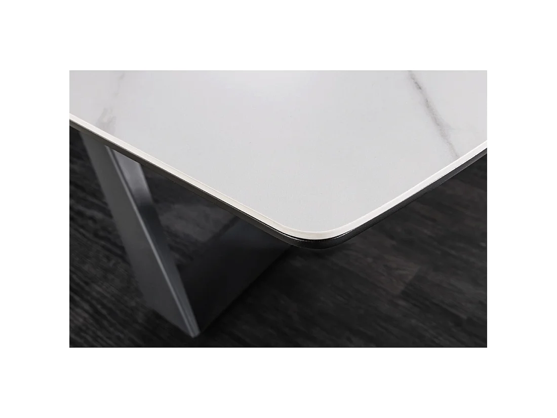 Table de salle à manger extensible OBLIKA 180-230 cm – Céramique effet marbre blanc et métal noir