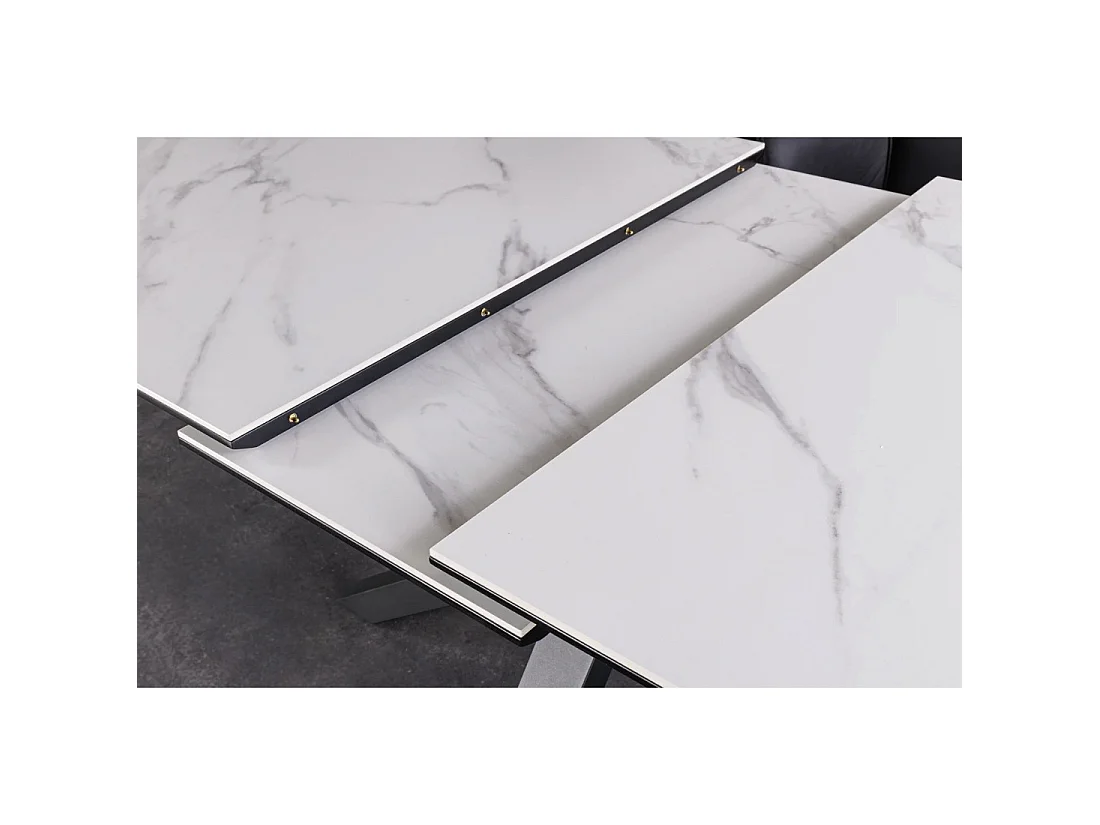 Table de salle à manger extensible LITHOS 160-200 cm – Céramique effet marbre blanc et piètement étoilé noir