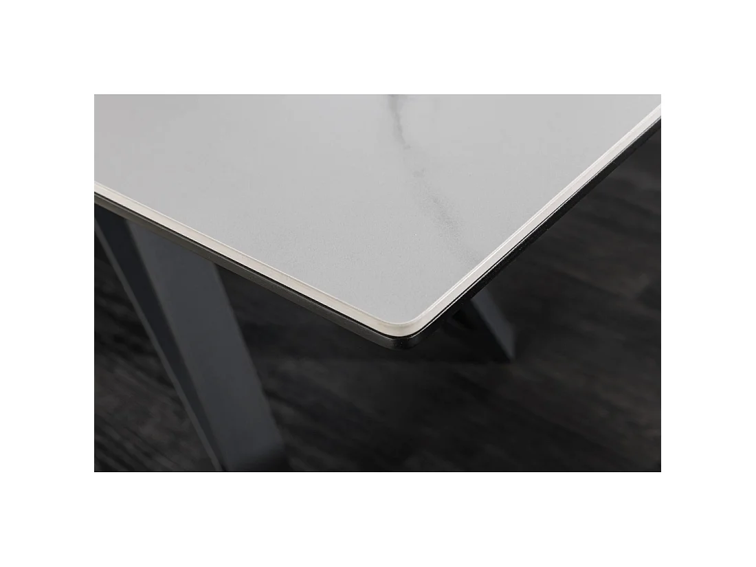 Table de salle à manger extensible LIXOR 160-200 cm – Céramique effet marbre blanc et piètement géométrique noir