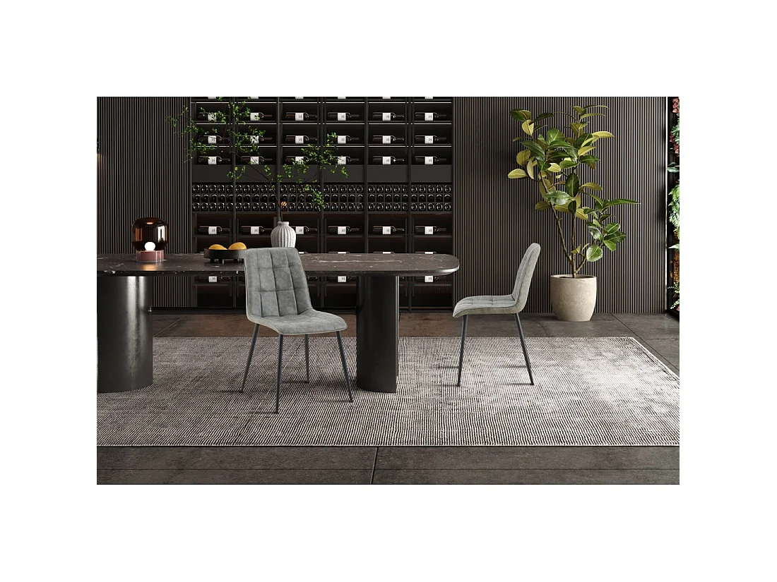 Set von 4 Stühlen MIREA – Grau – Zeitloses Design – Metallbeine – Sitzfläche aus pflegeleichtem PU
