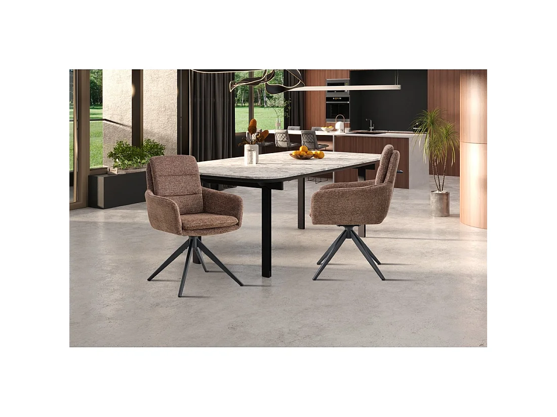 Lot de 2 fauteuils KAVINA – Tissu brun – Pieds métal – Avec accoudoirs – Design chaleureux et intemporel