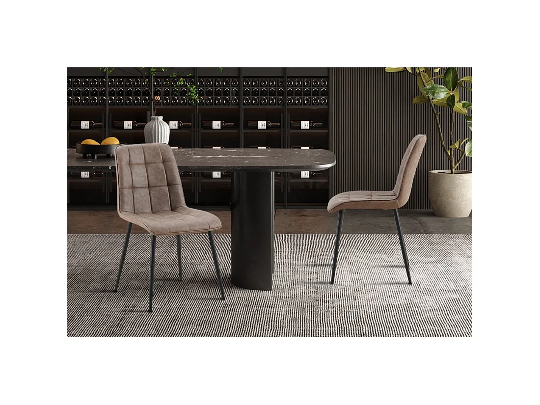 Lote de 4 sillas MIREA – Marrón – Patas de metal – Diseño atemporal – Revestimiento PU fácil de mantener