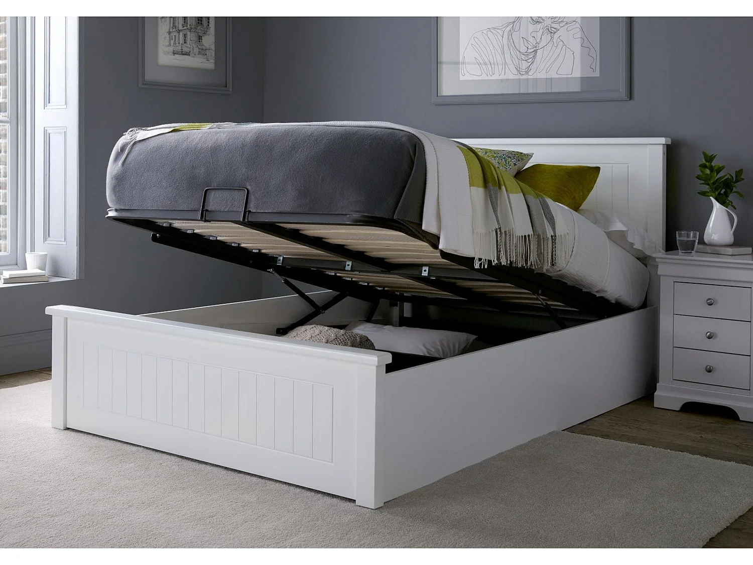 Painted Wood Storage bed - 150 x 200 cm Ottoman Bed With Ottoman Storage in White