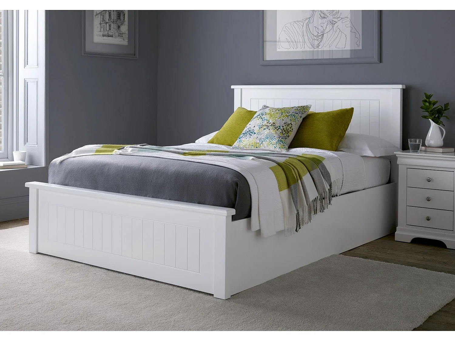 Painted Wood Storage bed - 135 x 190 cm Ottoman Bed With Ottoman Storage in White