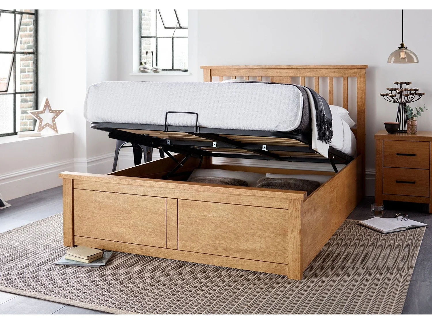 Oak Storage bed - 135 x 190 cm Ottoman Bed With Ottoman Storage in Dark Golden Brown