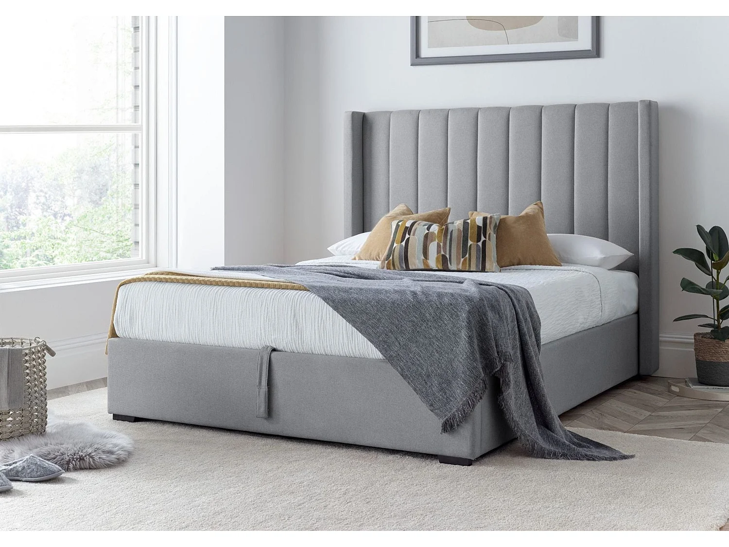 Winged Upholstered Bedframe - 150 x 200 cm Bedframe in Grey