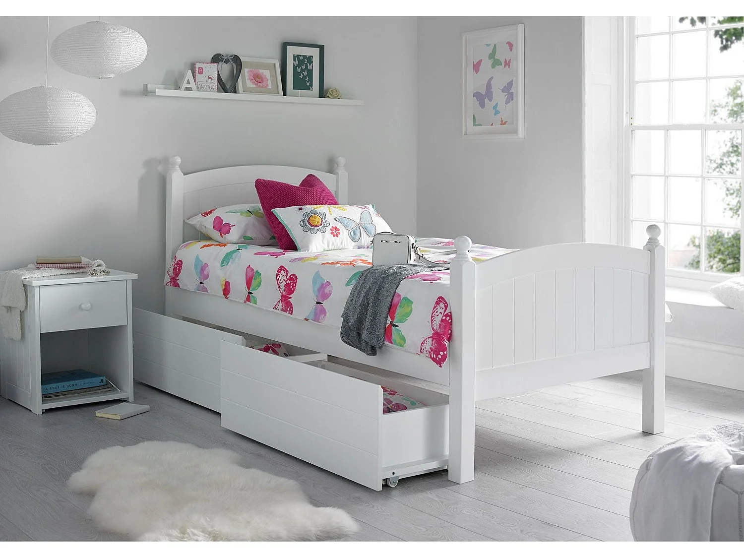 Solo Painted Wood Bedframe - 90 x 190 cm Bedframe in White