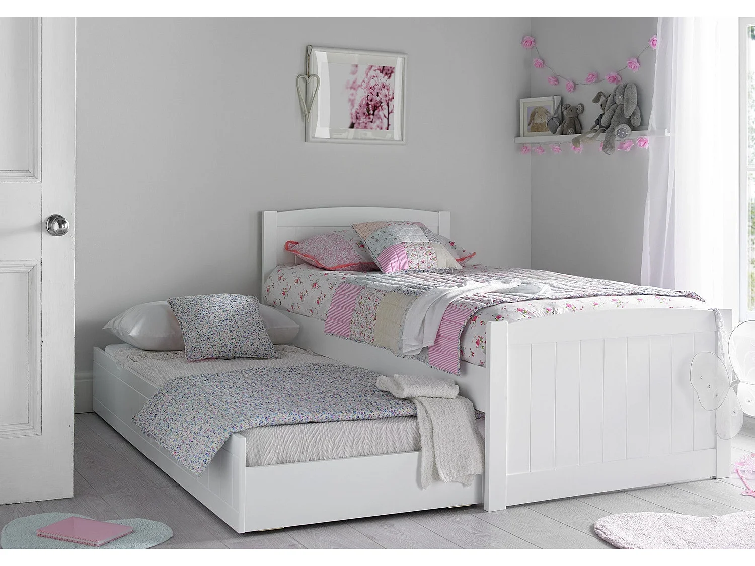 Painted Wood Bedframe - 90 x 190 cm Bedframe Rollout Underbed Feature in White
