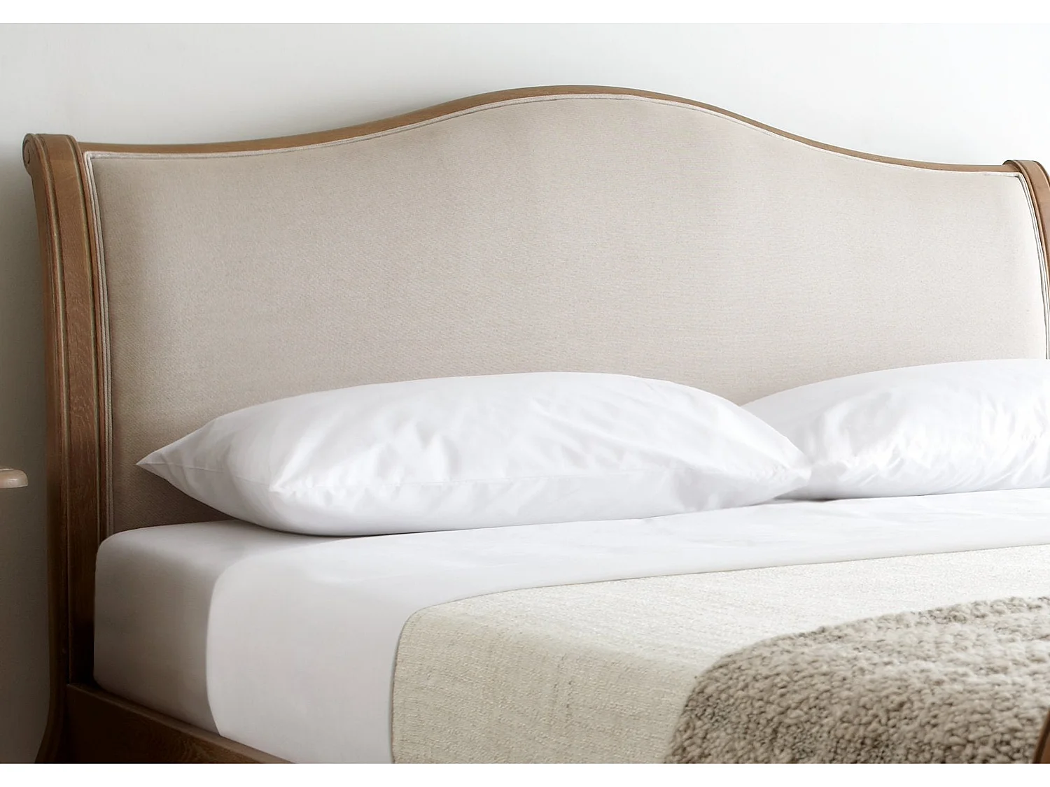 Oak Bedframe - 180 x 200 cm Bedframe in Beige