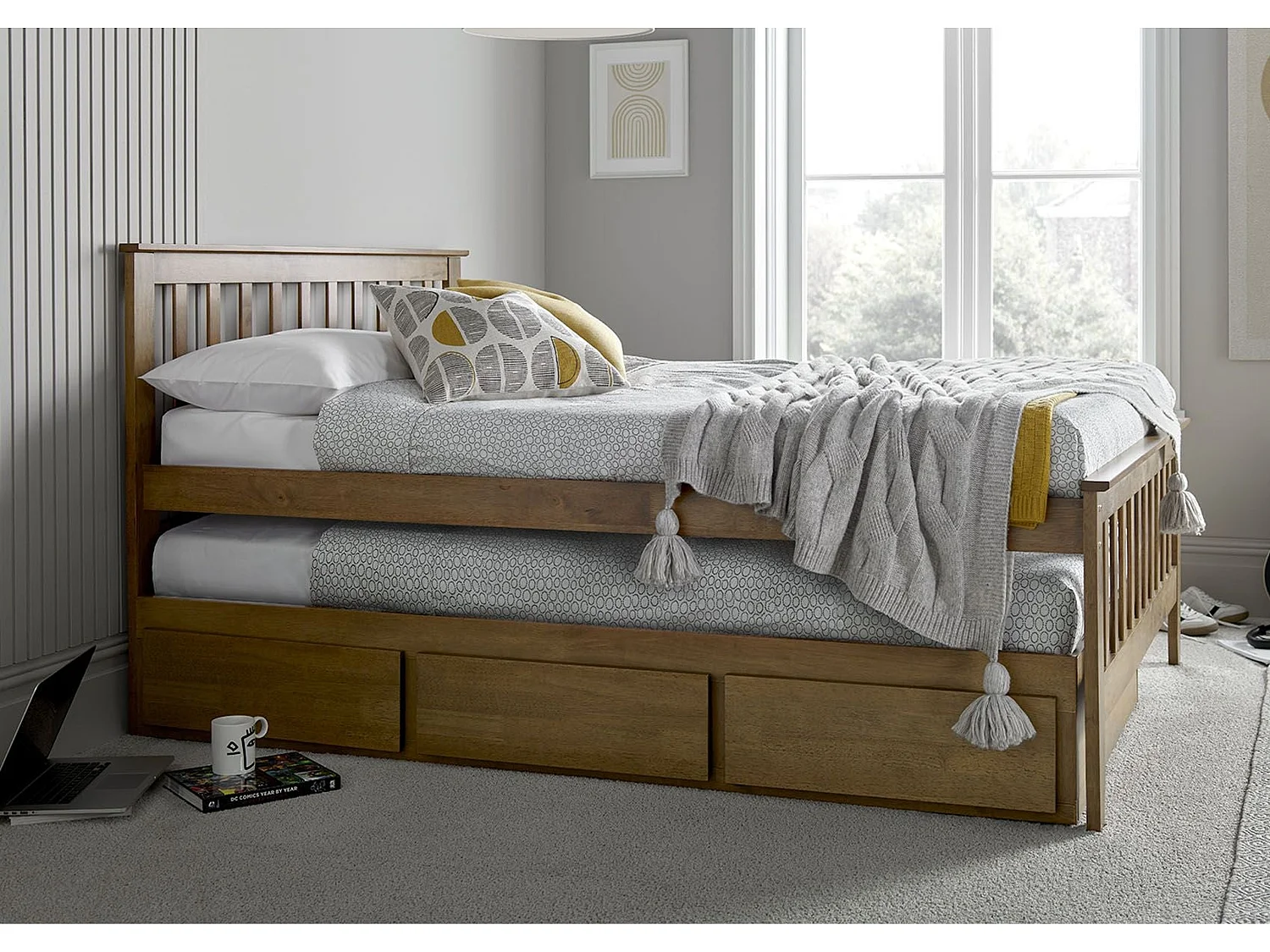 Oak Bedframe - 135 x 190 cm Bedframe in Beige