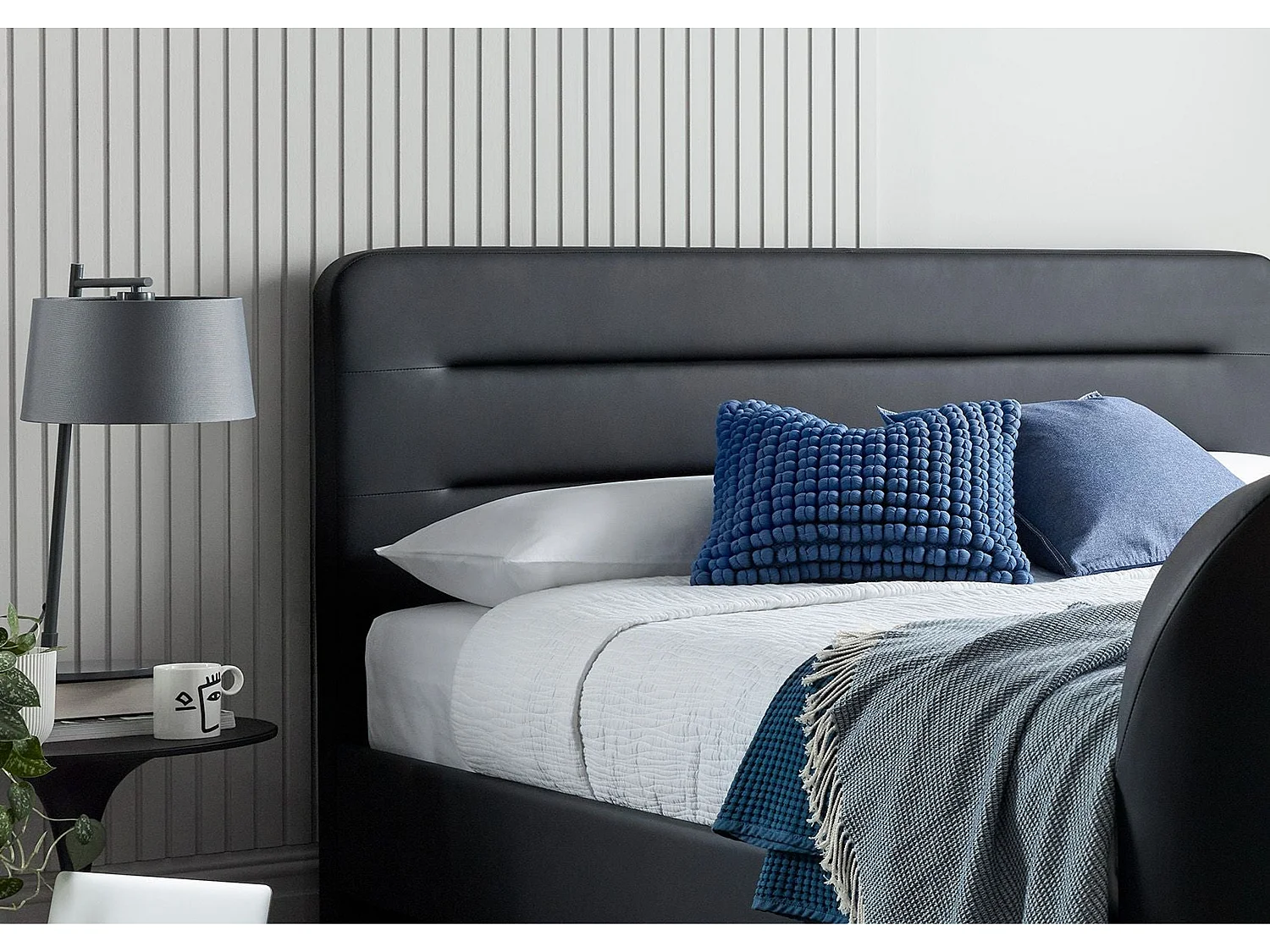Faux Leather Bedframe - 150 x 200 cm TV Bed in Grey