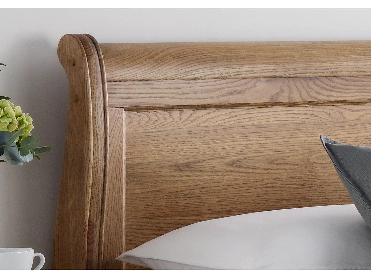 Oak Bedframe - 180 x 200 cm Bedframe in Beige