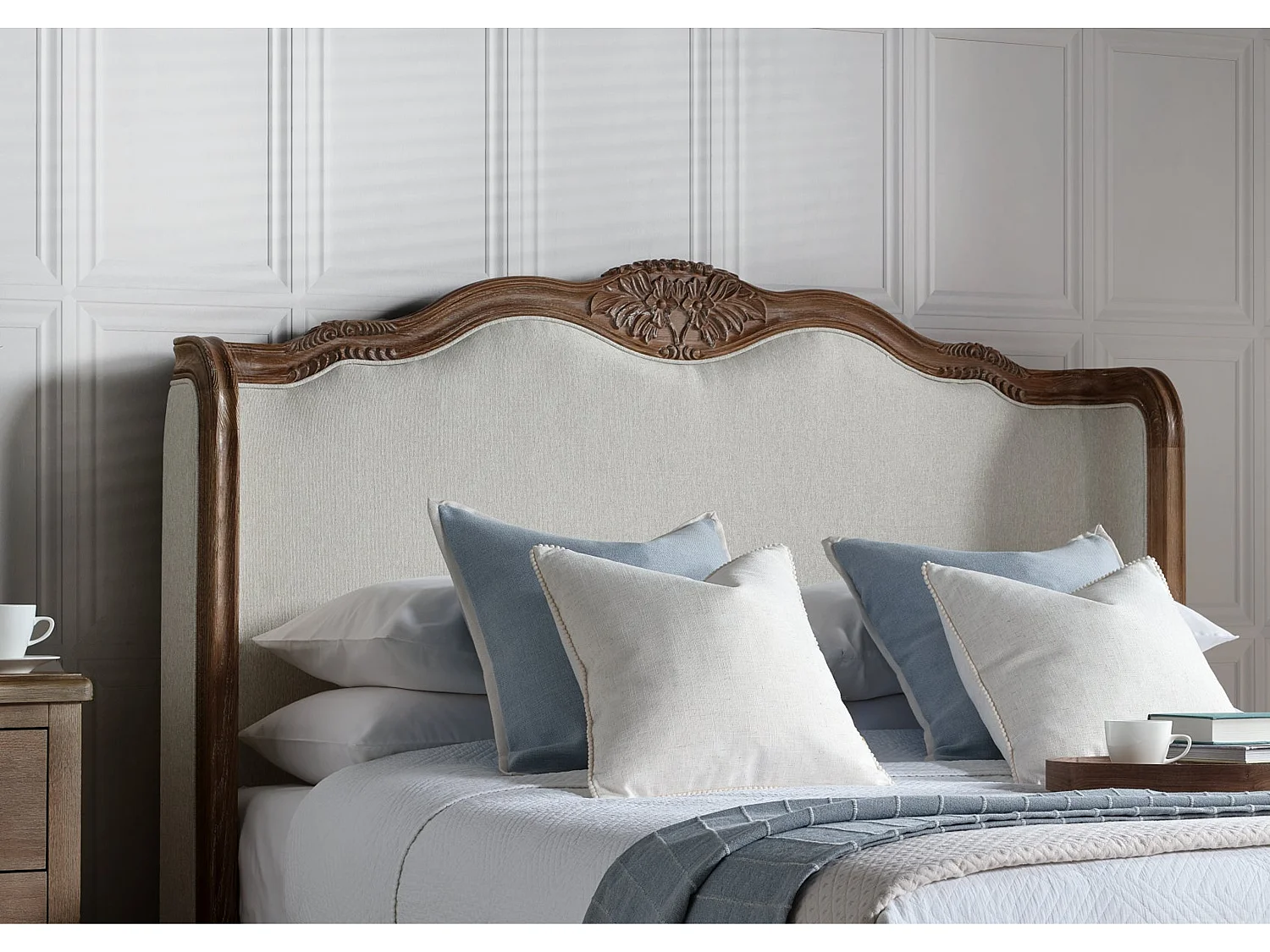 Winged Upholstered Bedframe - 135 x 190 cm Bedframe in Brown