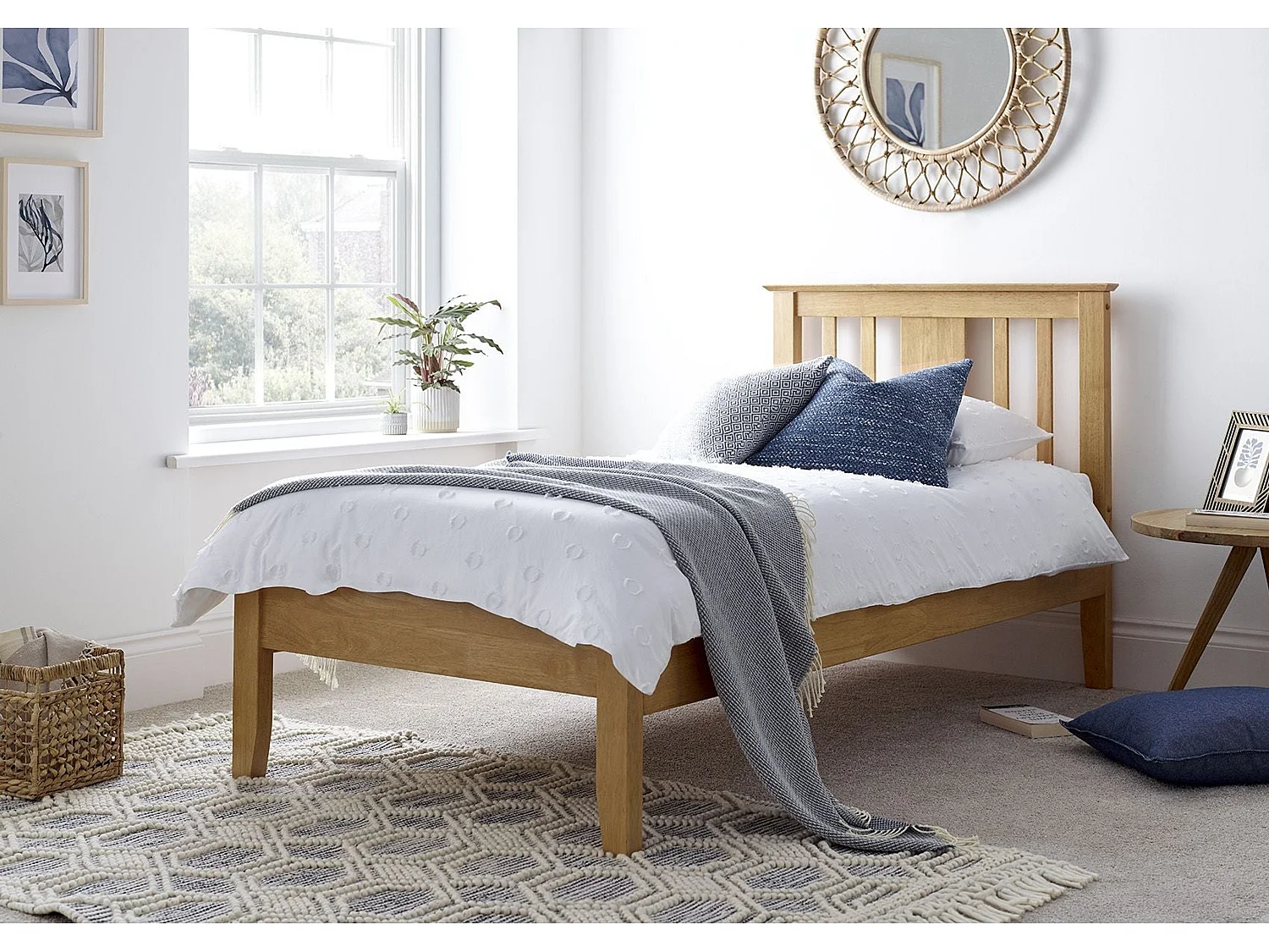Oak Bedframe - 90 x 190 cm Bedframe in Beige