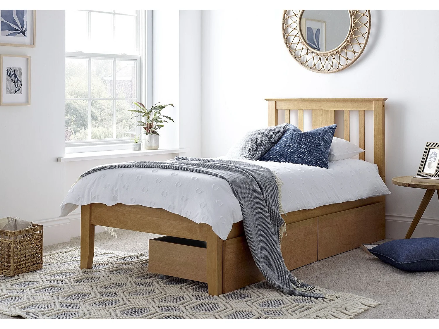 Oak Bedframe - 90 x 190 cm Bedframe in Beige
