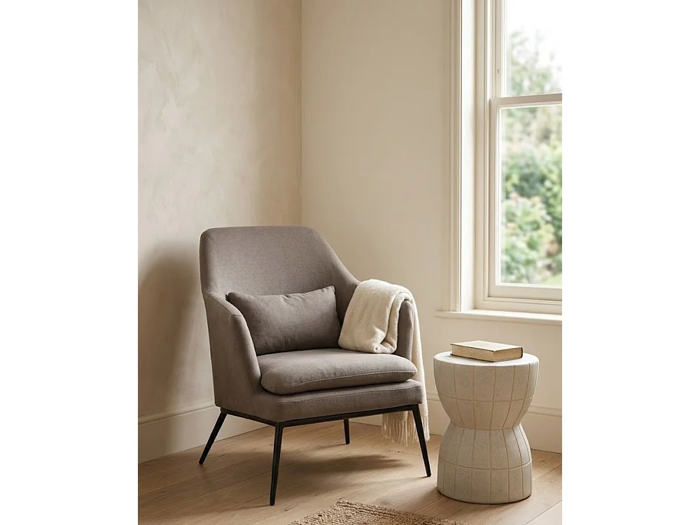 Tabouret / meuble d'appoint en céramique couleur blanc cassé