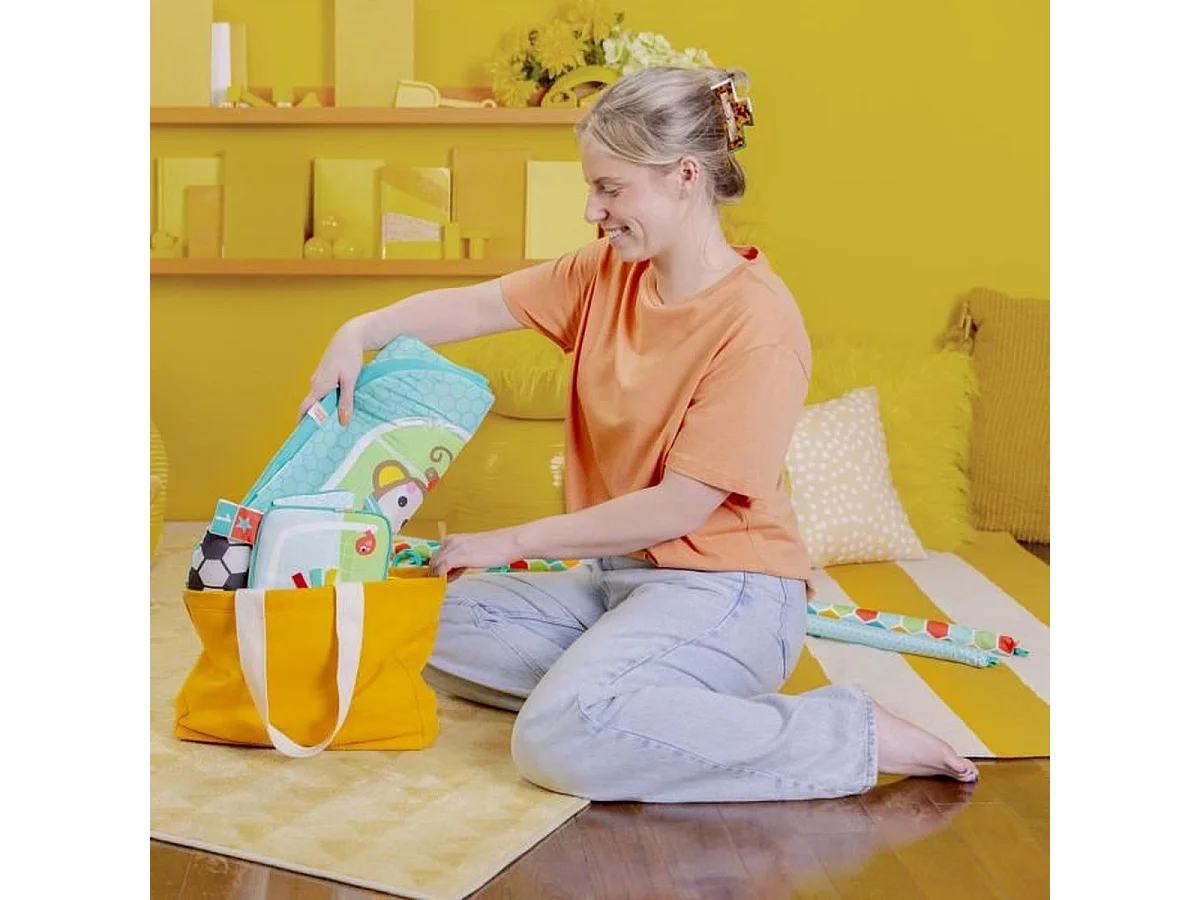 Tapis d'éveil BRIGHT STARTS Football avec jouets détachables Oball, musique et lumières, 47 x 74 x 74 cm