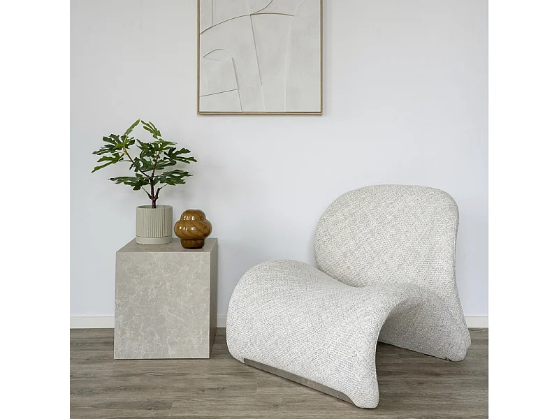ZAY-Poltrona lounge in tessuto color sabbia