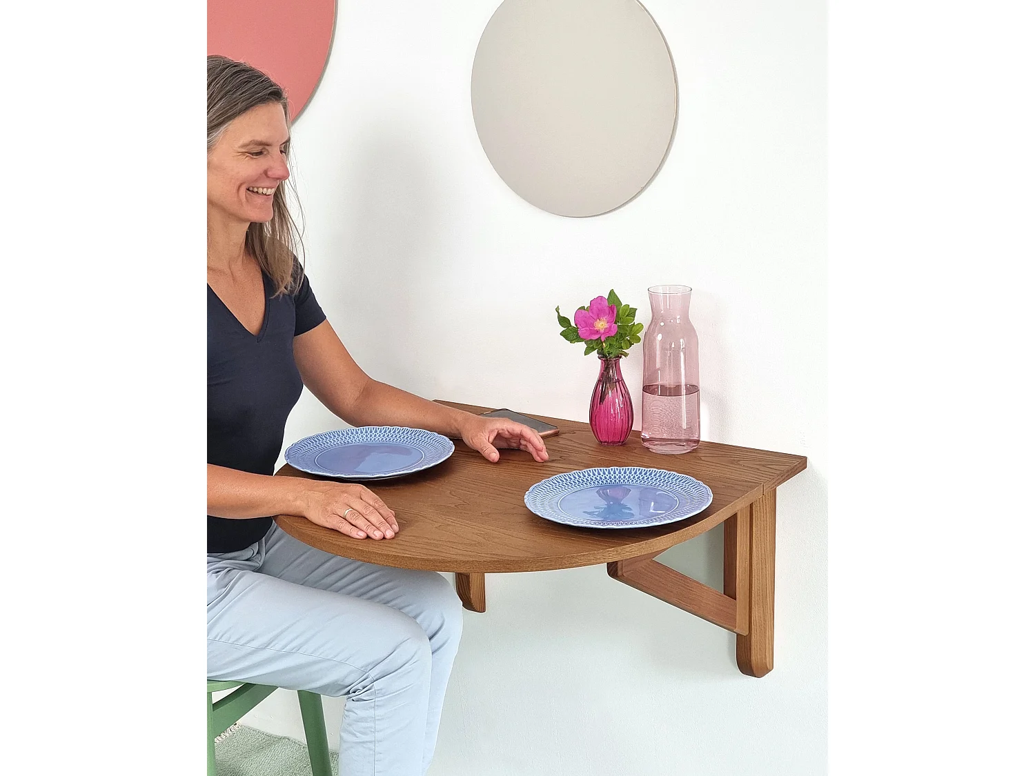 Table murale pliante demi-ovale Klapp 70 x 65 cm pour 2 personnes | Petit bureau | Placage frêne finition noyer