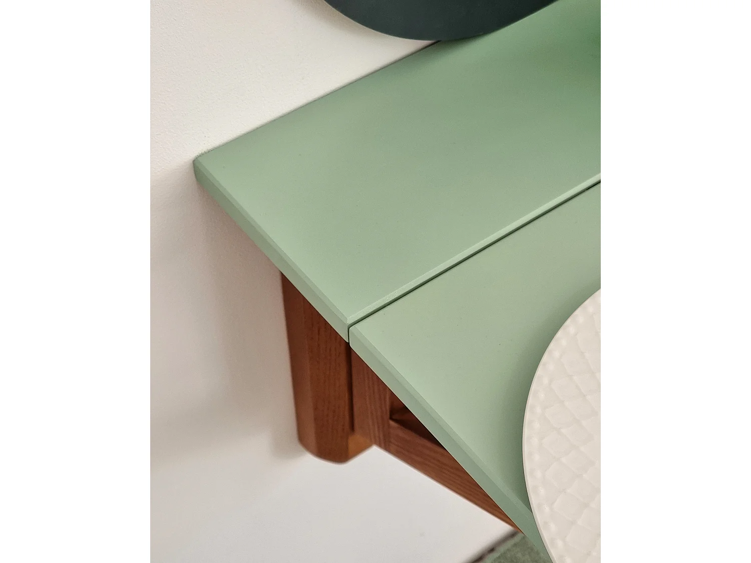 Table murale pliante Klapp 100 cm blanc | Pieds en frêne finition chêne