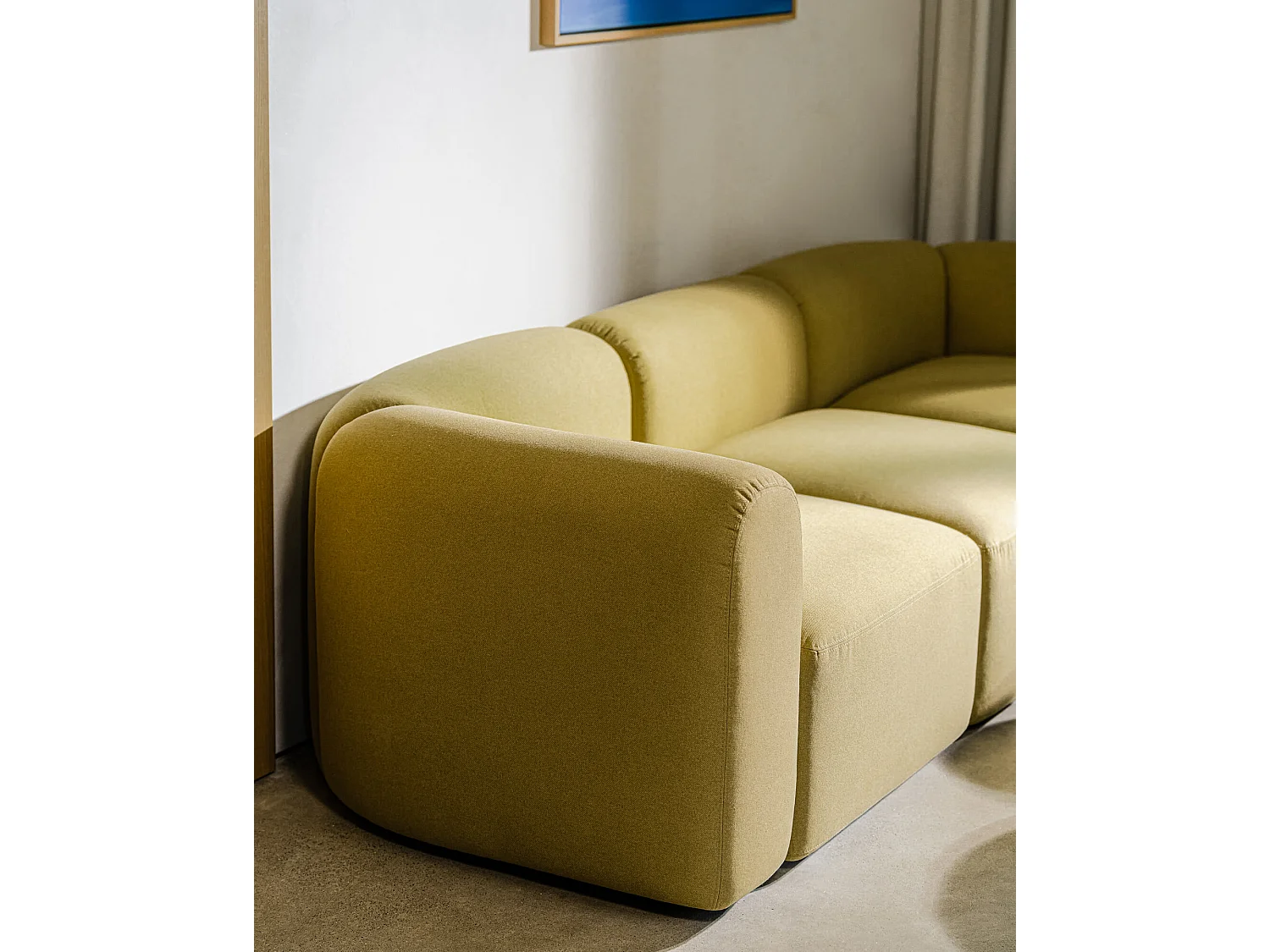 Flom Ecksofa 3‑Sitzer, modulares Club‑Design, Polyester, Yellow Pear