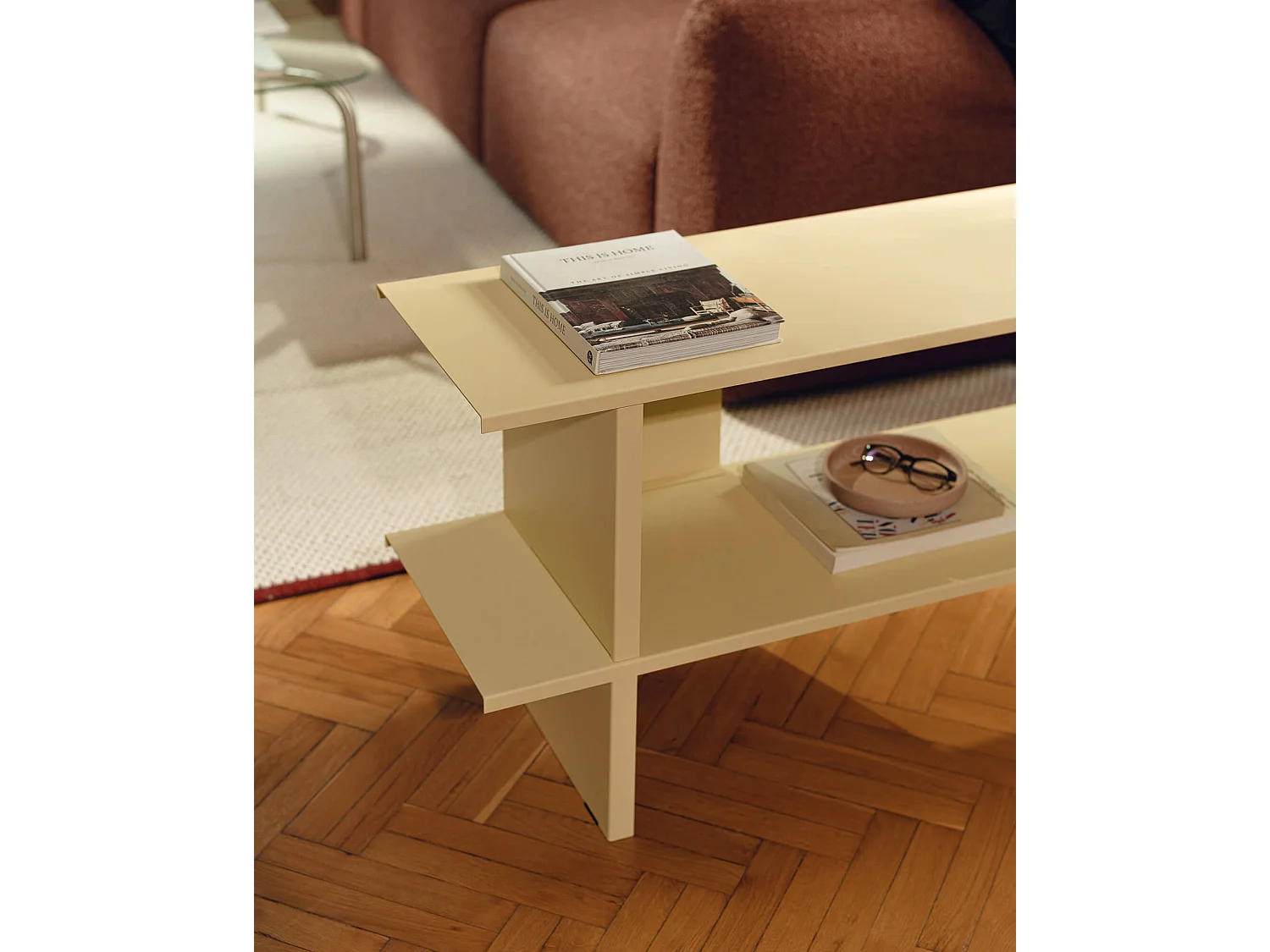 Hes Regaleinheit - niedriges Metallregal, 2 Ablagen, TV‑Stand, matt, 160x37x56,6 cm