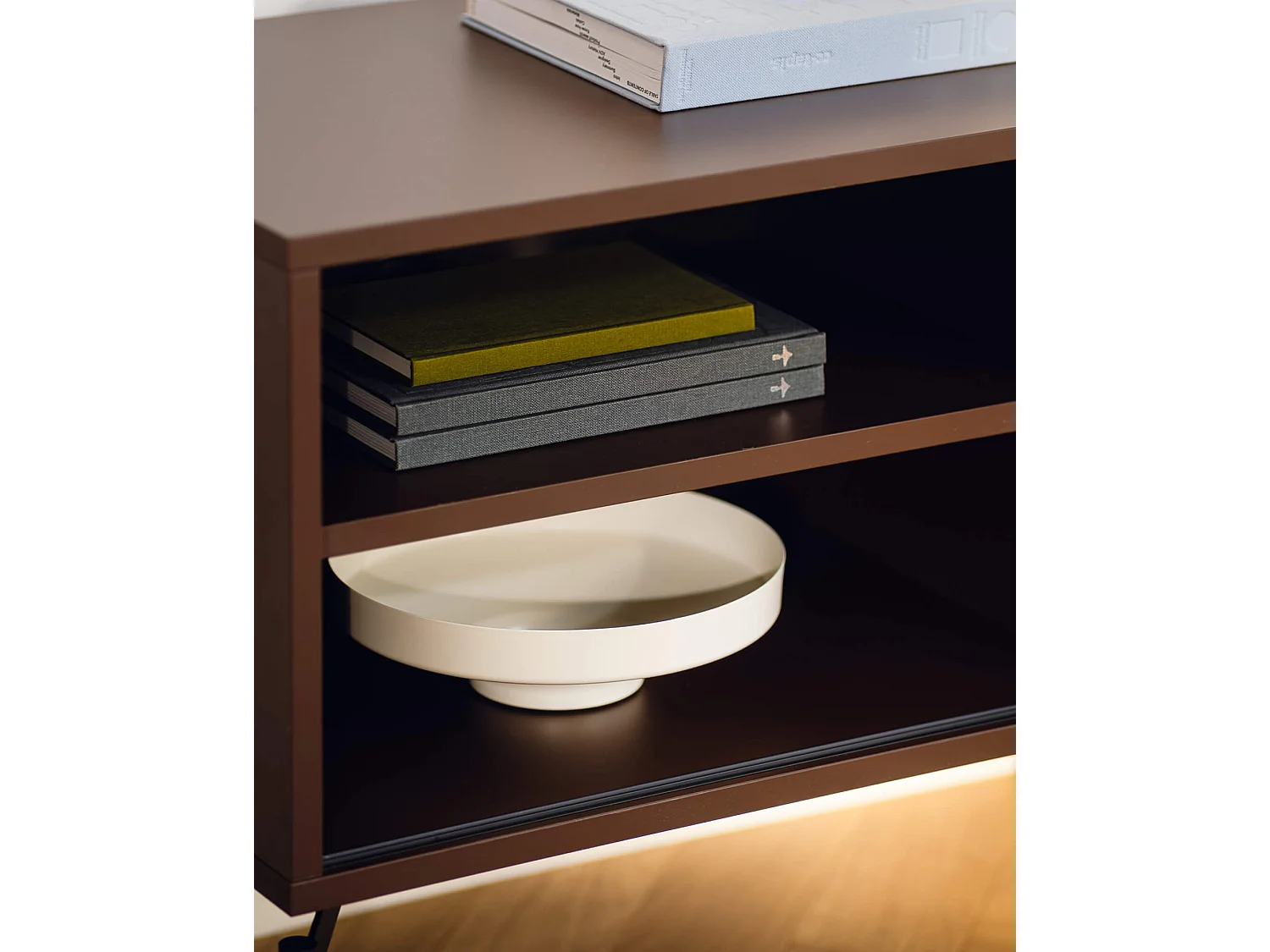 Met Meuble TV blanc 160 cm - rangement spacieux, finition mate
