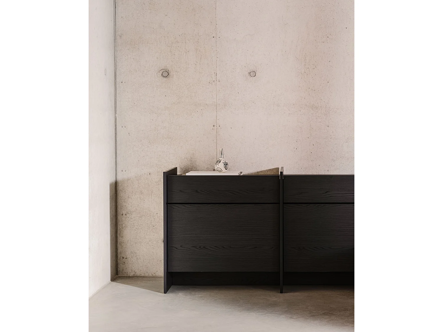 Hido Kommode - Sideboard 146x76x51 cm, Schwarz-Eiche, Melamin, mit Schubladen